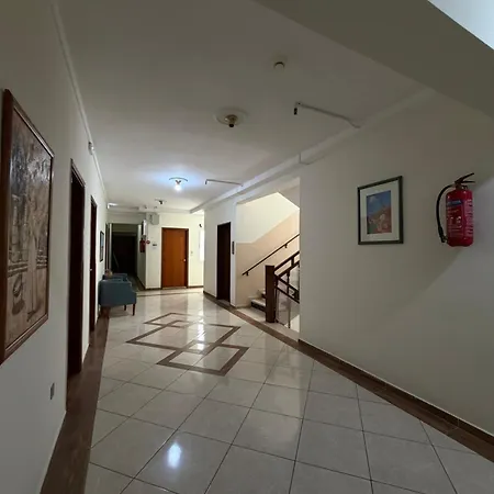 Paradise Hotel 3*